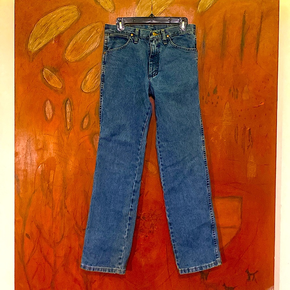 Wrangler cowboy jeans size 29x32 100% cotton leather patch A103 straight leg